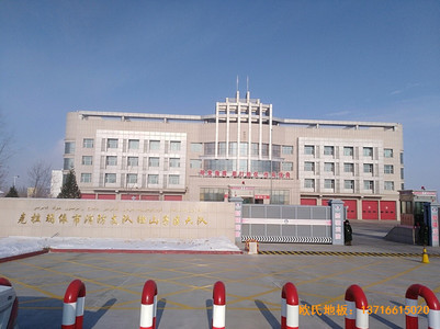 新疆克拉瑪依消防大隊籃球館體育木地板鋪裝案例