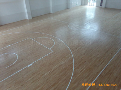 河南洛陽伊水小學籃球館運動地板安裝案例