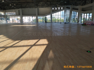 四川宜賓市臨港實驗學校體育館體育地板安裝案例