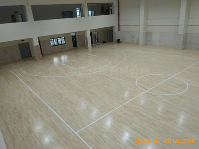 上海濱江文教區三樓籃球館體育木地板鋪設案例