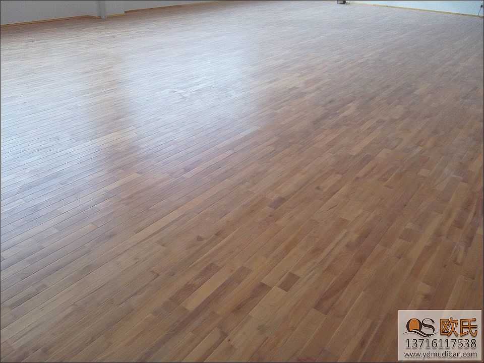 體育館運動地板為什么要翻新