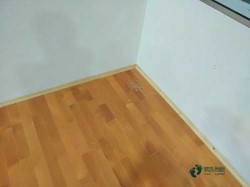 一般體育場地板施工流程
