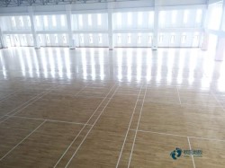 普通籃球體育地板施工團隊