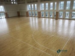 45度斜鋪龍骨運動木地板安裝公司