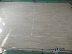 那里有籃球館地板公司