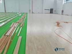 中等運動場地地板安裝公司